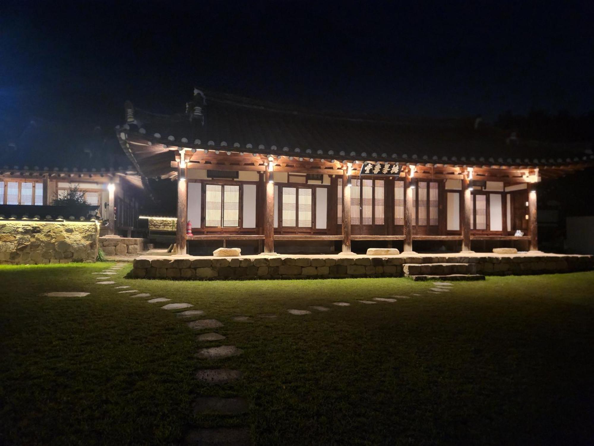 Dobong Seodang Gyeongju Eksteriør bilde